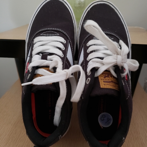 EUC Levi's Naya CT CVS UL XX Sporty Skate kicks (8.5) - Picture 5 of 7